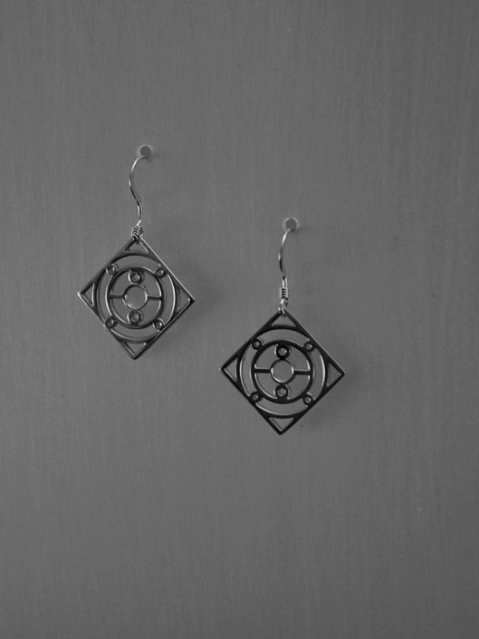 Square earrings