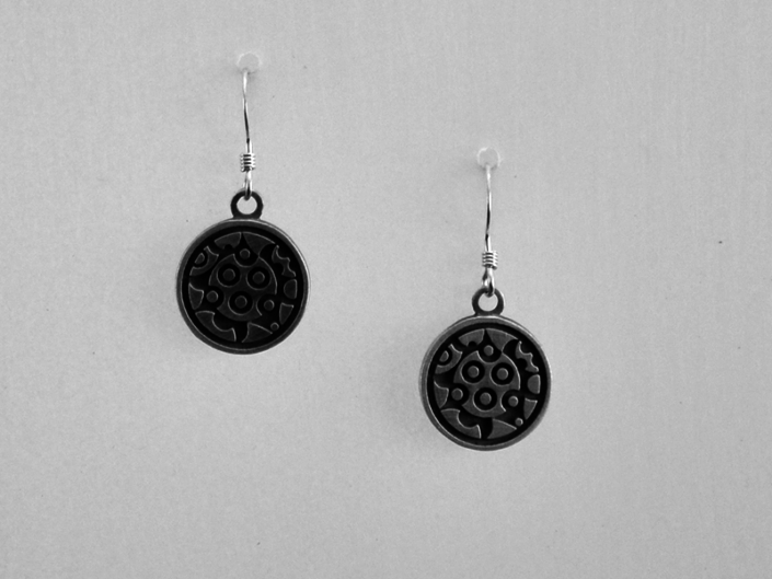 Spin earrings